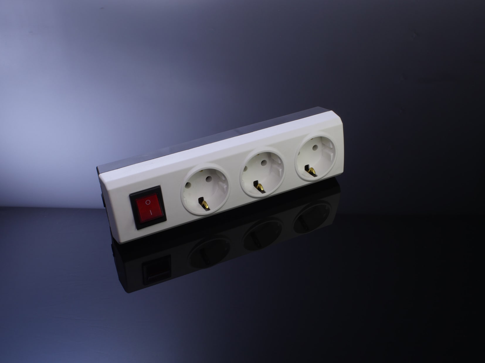 Broco Electrical - Switch, Rewireable / Input Terminal